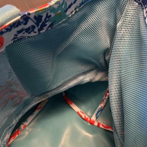 Vera Bradley Large Beach Tote. Sea life motif. - Picture 6 of 16